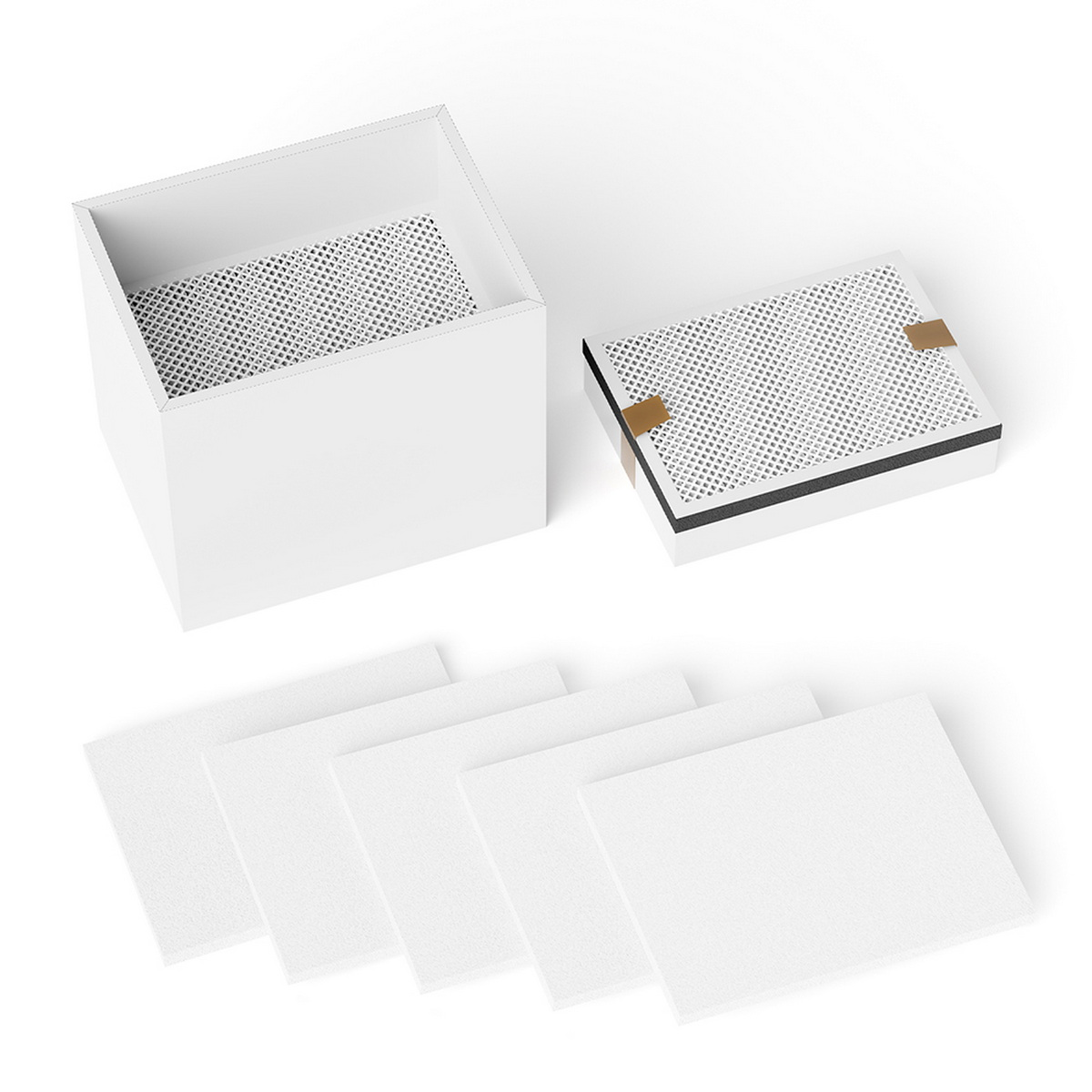 Eine weiße Box, ein Filterelement und fünf weiße Filtermatten auf weißem Hintergrund.