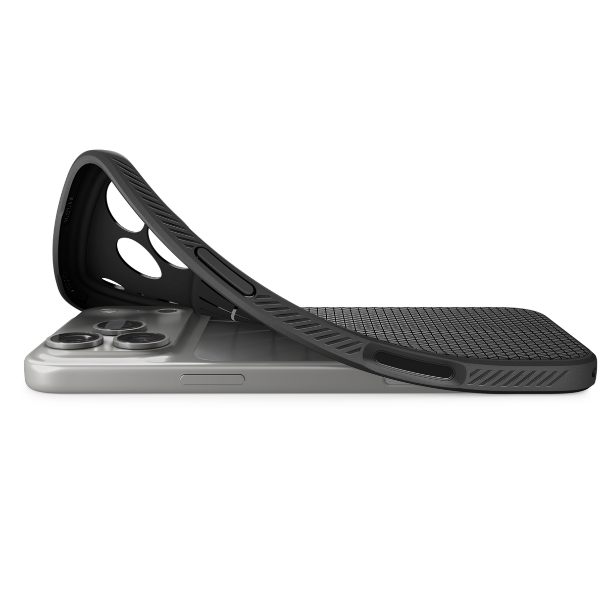 Een flexibel zwart telefoonhoesje wordt gedeeltelijk op een zilveren smartphone geplaatst.