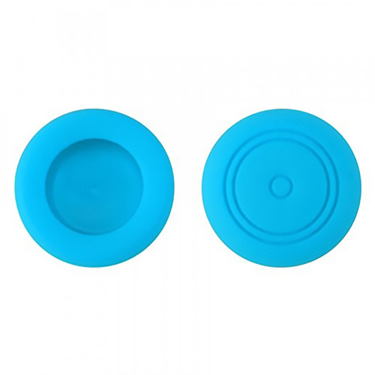 Due coperchi rotondi in silicone blu brillante su sfondo bianco, uno mostra la parte inferiore e l'altro la superficie.