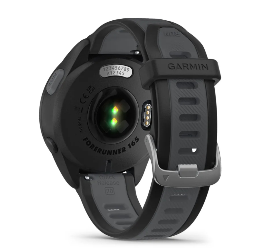 Rückseite einer schwarzen Garmin Forerunner 165 Smartwatch mit Herzfrequenzsensor und Armband.