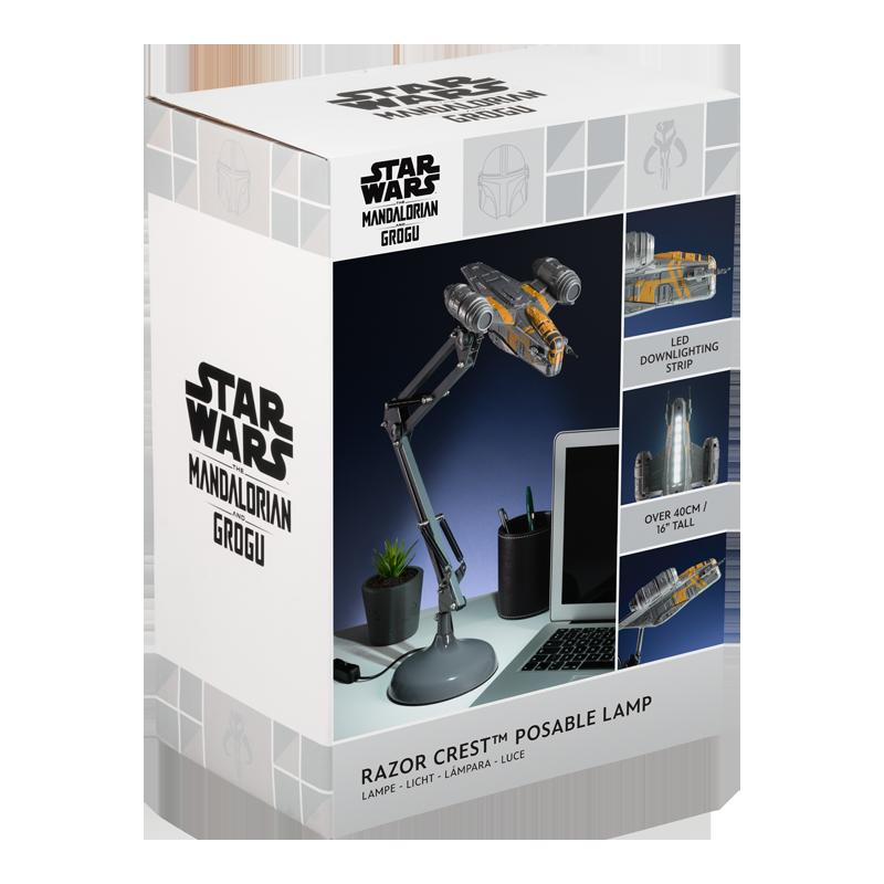Empaque de producto para una lámpara articulada Razor Crest de Star Wars Mandalorian en una mesa.