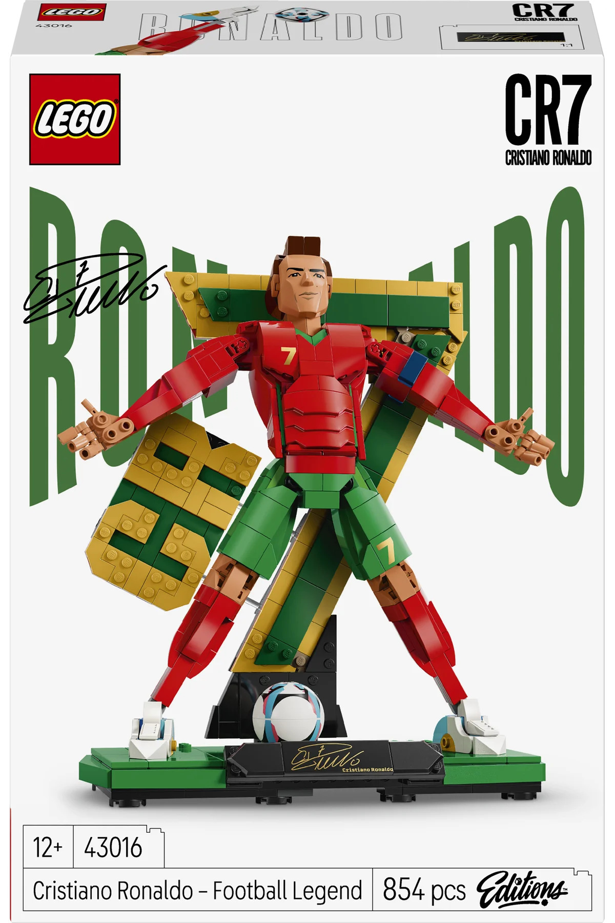 Kırmızı ve yeşil Portekiz forması giymiş, futbol toplu bir Cristiano Ronaldo Lego modeli.