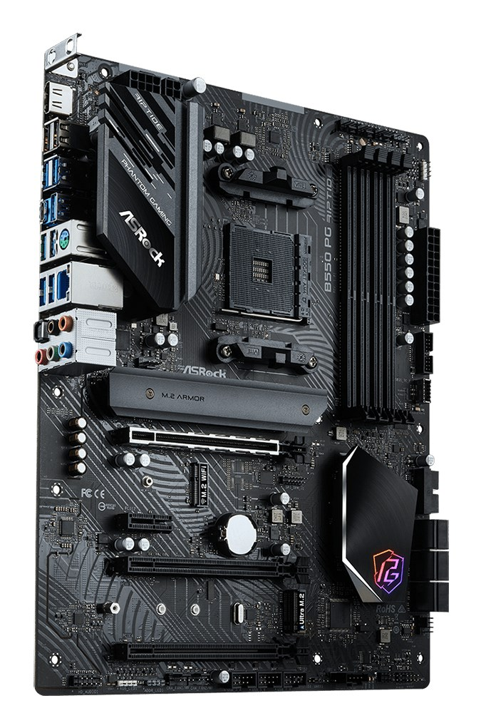 Una placa madre negra ASRock B550 PG Riptide con puertos y disipadores.