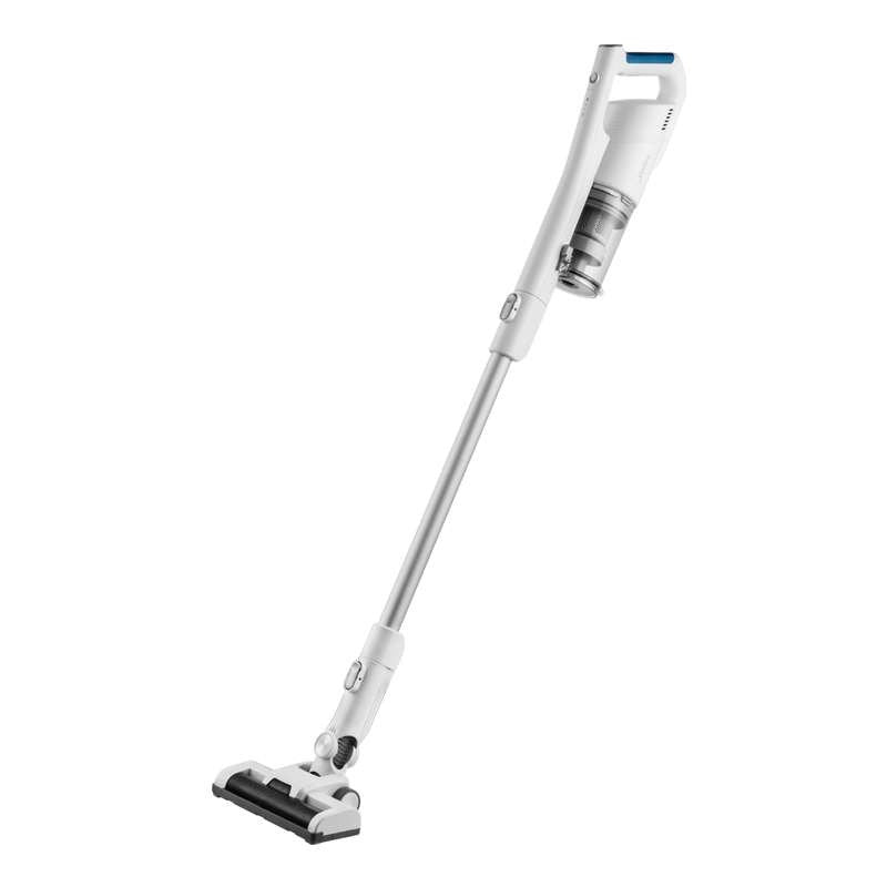Un'elegante scopa elettrica senza fili bianca con un lungo tubo argentato su sfondo bianco.