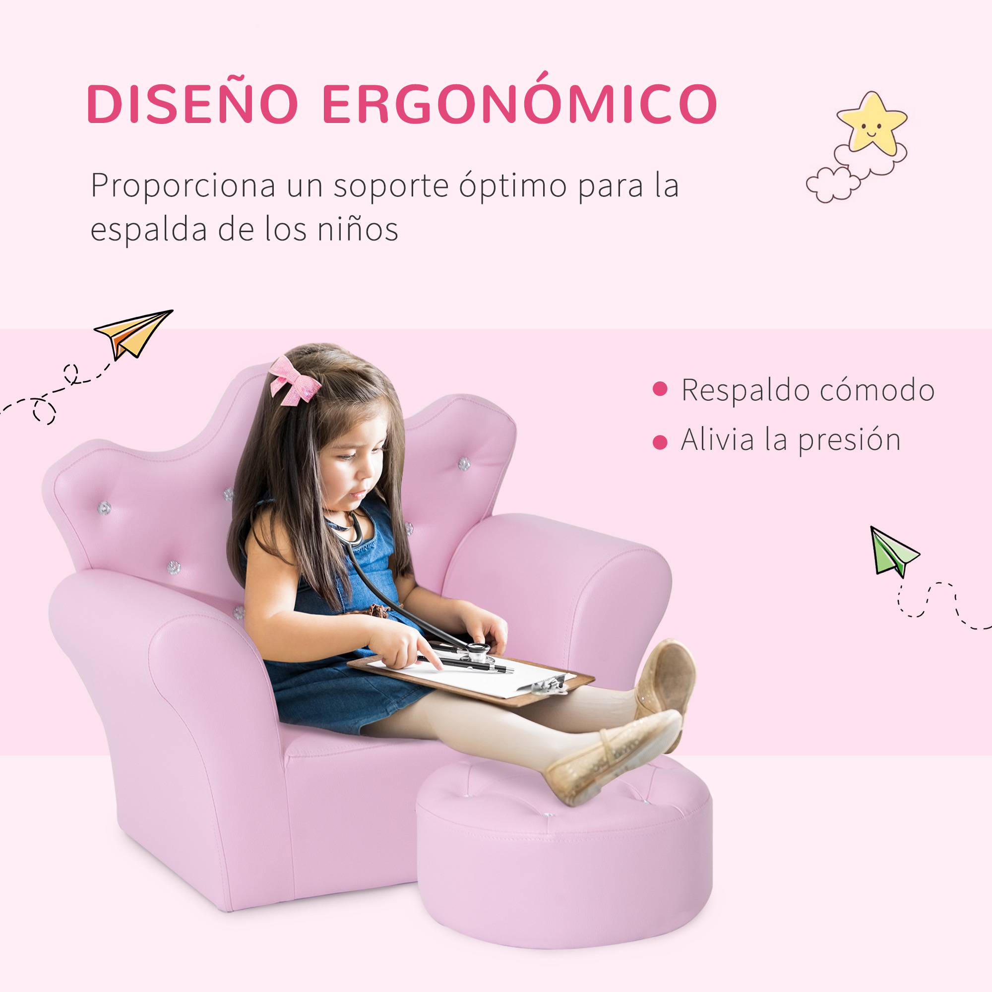 Un niño sentado en un sillón rosa, sosteniendo un estetoscopio y mirando un portapapeles.