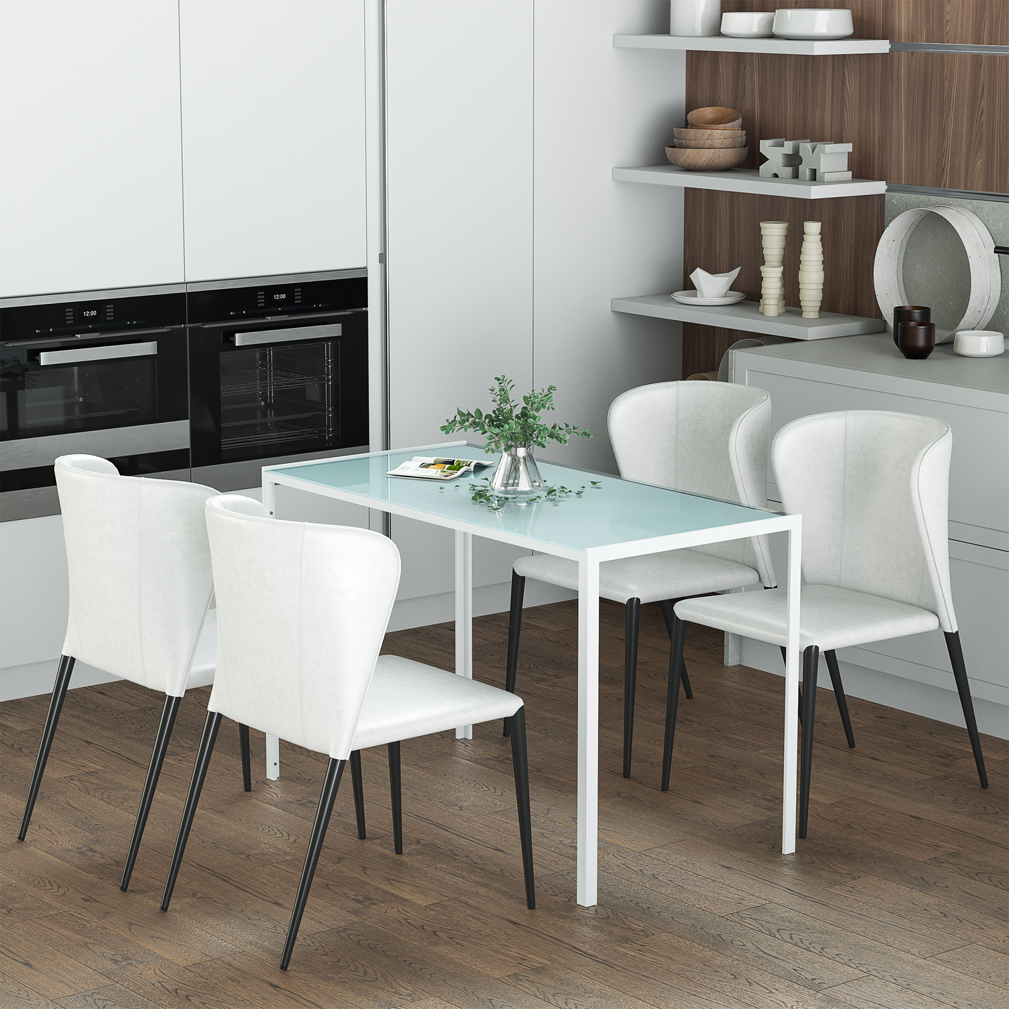 Un comedor moderno con mesa de cristal, cuatro sillas blancas y suelo de madera en una cocina contemporánea.