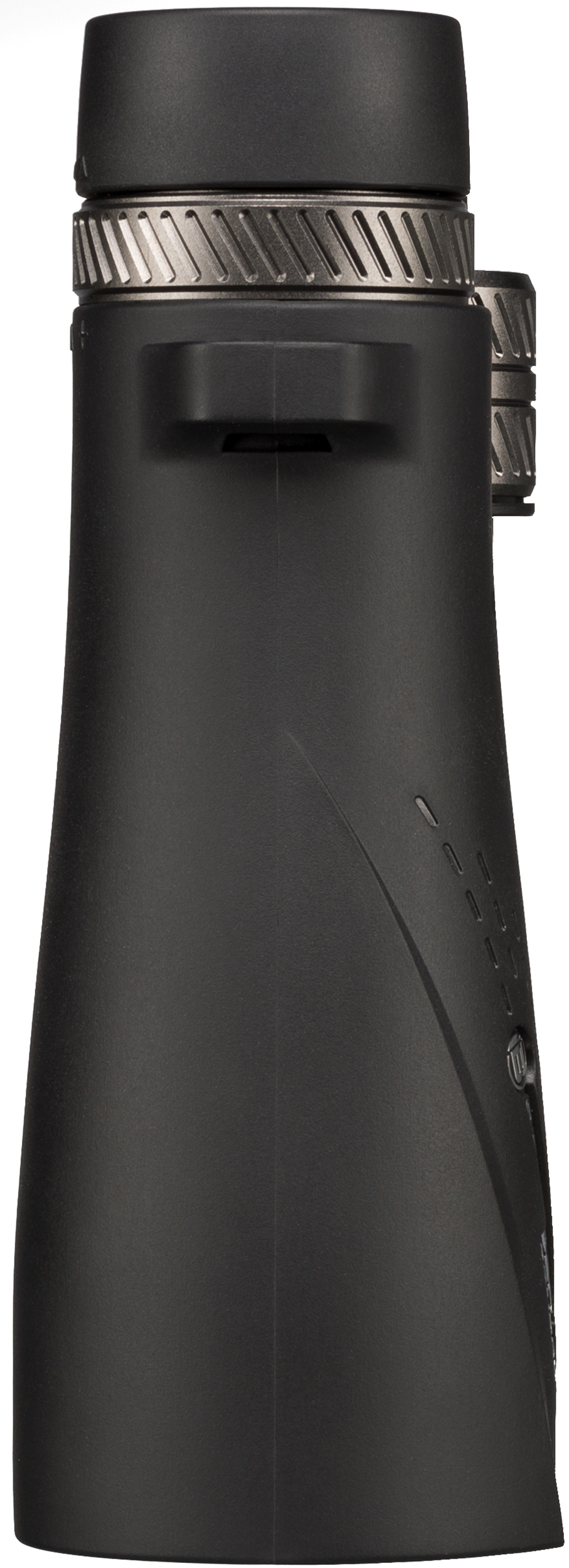 Un monocular negro con anillos de enfoque metálicos sobre un fondo claro.