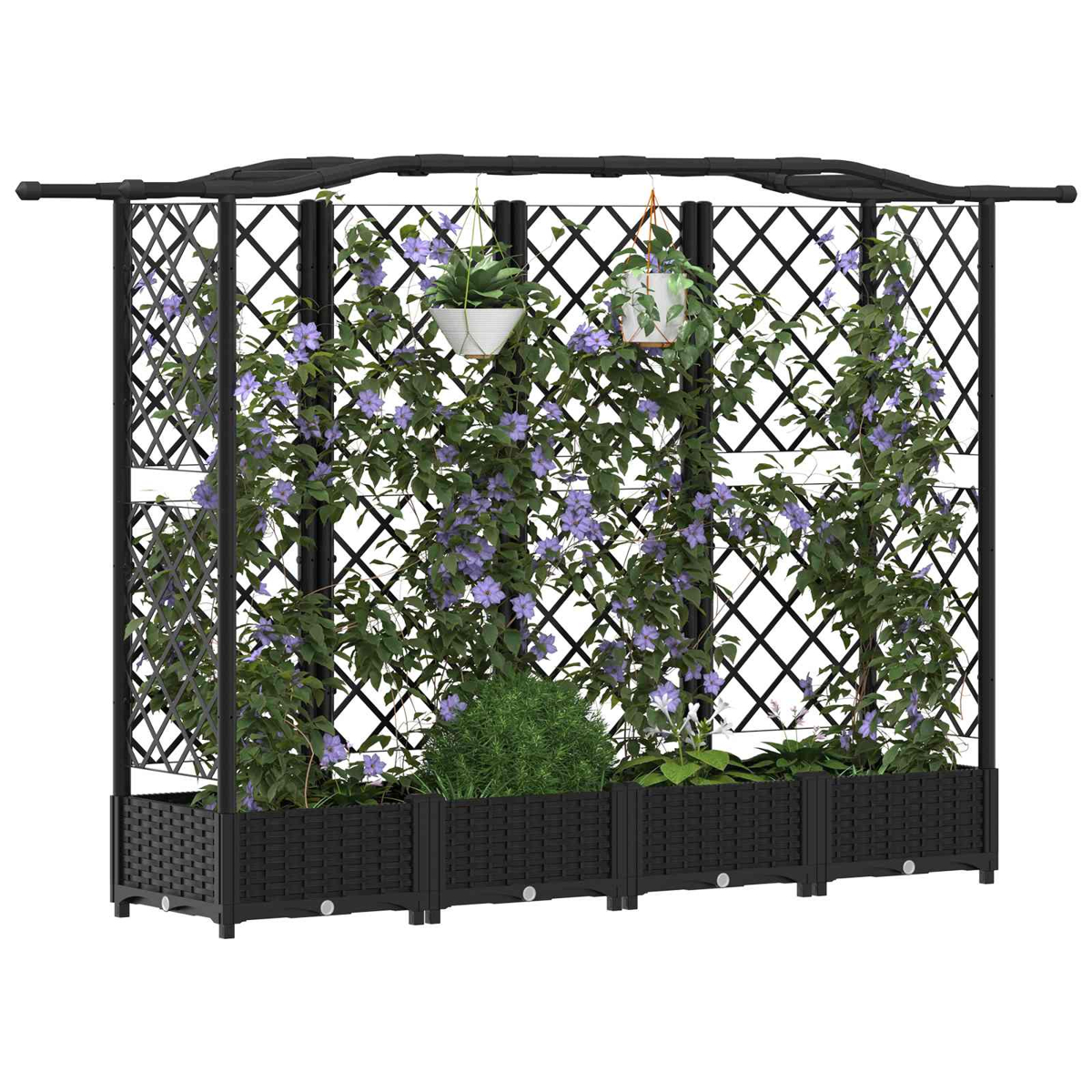 Schwarzes Rankgitter mit rechteckigen Pflanzkästen, bewachsen mit Kletterpflanzen und violetten Blüten.