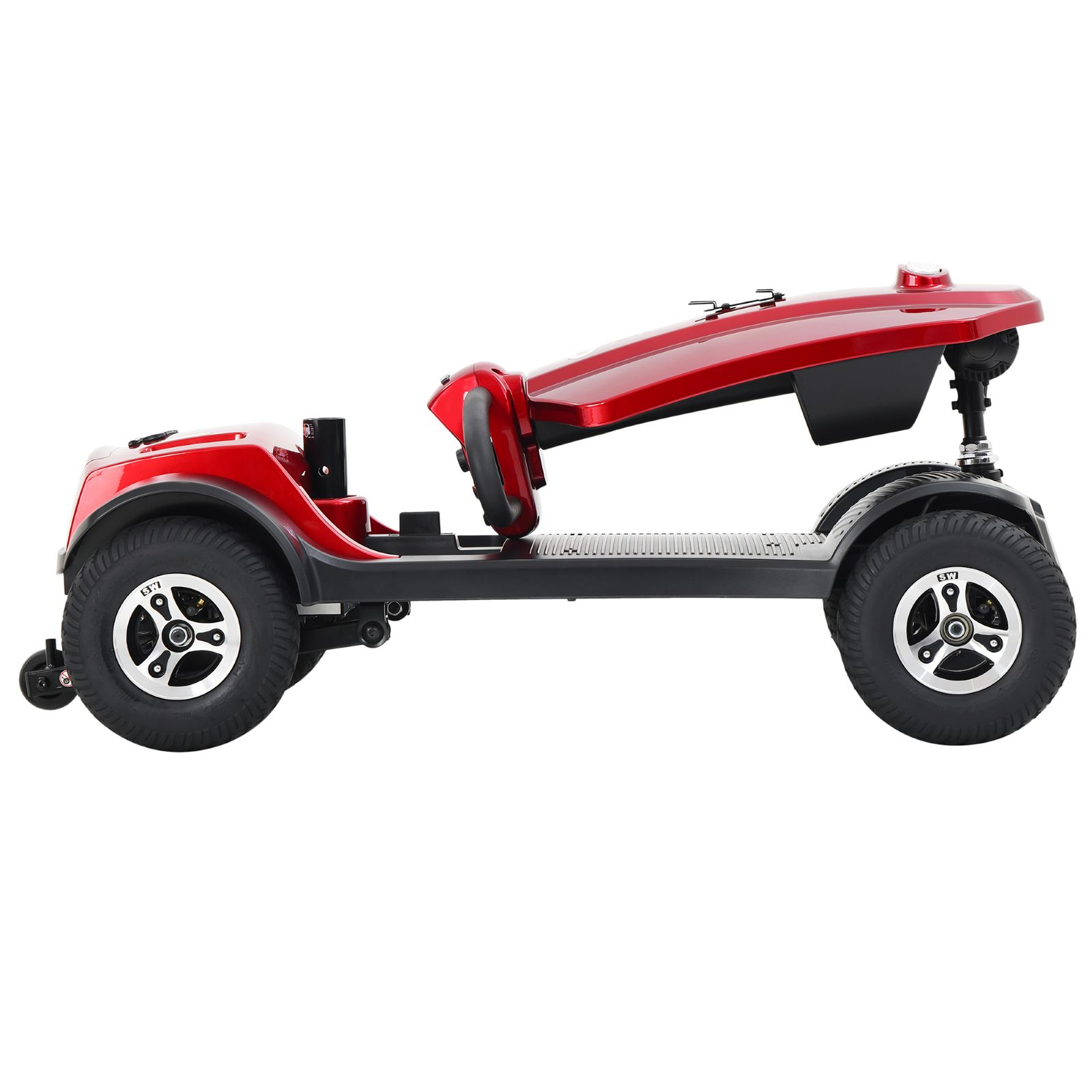 Un chasis de scooter de movilidad rojo visto de perfil, con ruedas negras y fondo blanco.