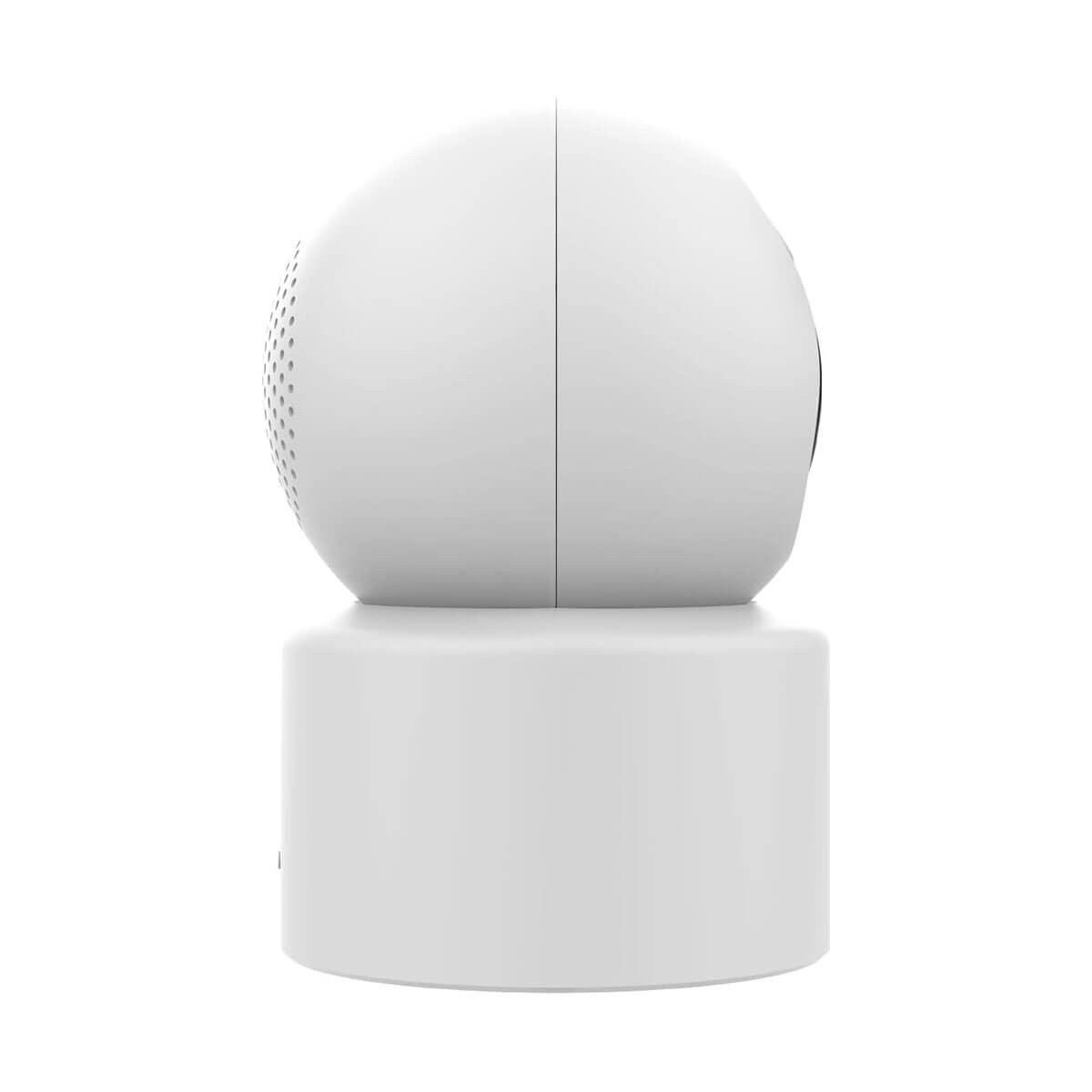 Una telecamera di sicurezza sferica bianca si trova su una base cilindrica su sfondo bianco.