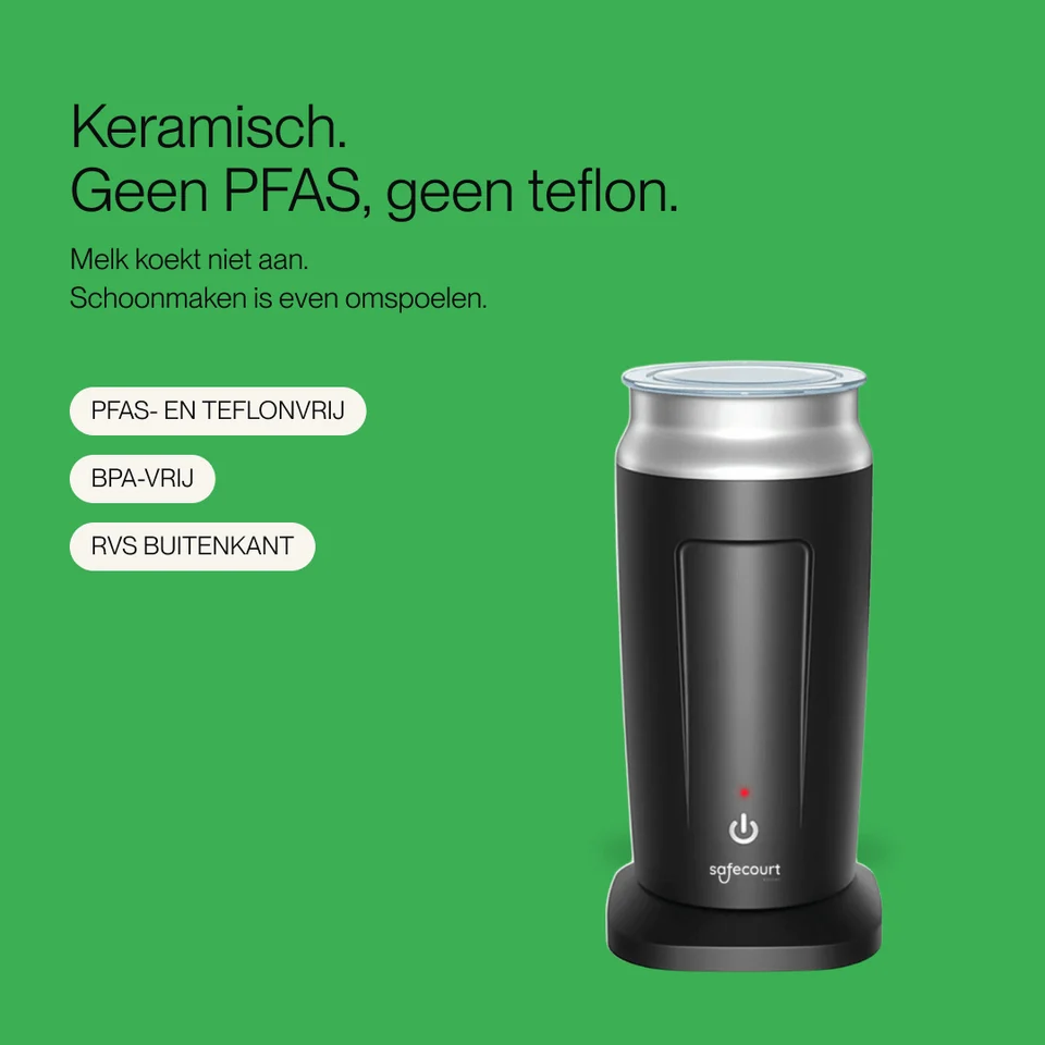 Mousseur à lait noir sur fond vert avec du texte et des badges informatifs.
