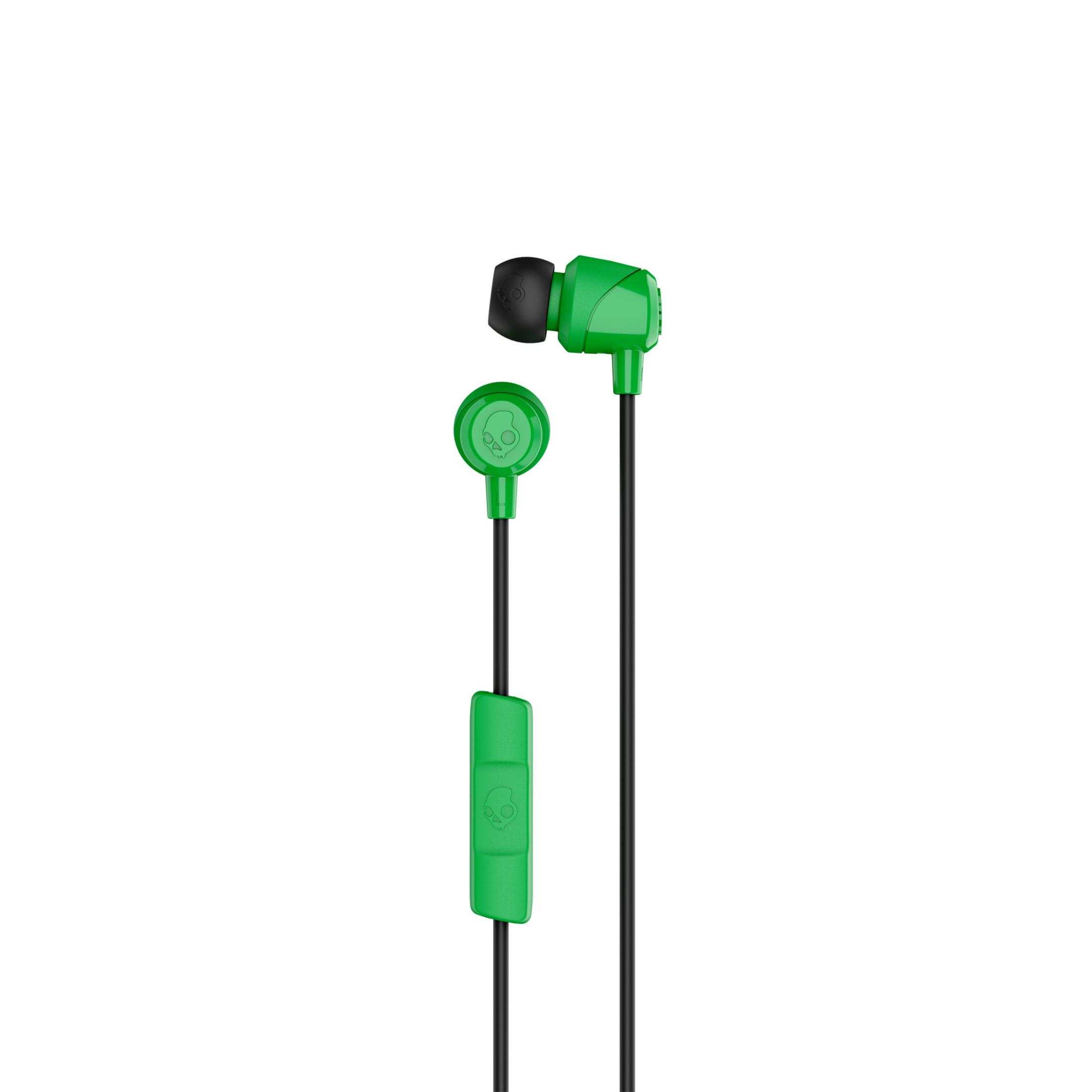 Auriculares intrauditivos verdes con cable negro sobre fondo blanco.
