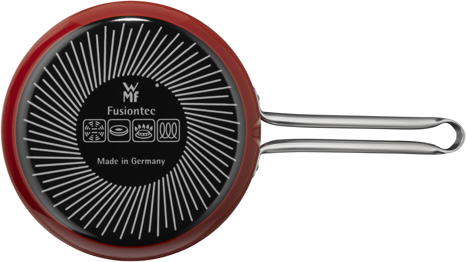 Unterseite einer roten WMF Fusiontec Pfanne mit silbernem Doppelgriff und strahlenförmigem Muster.