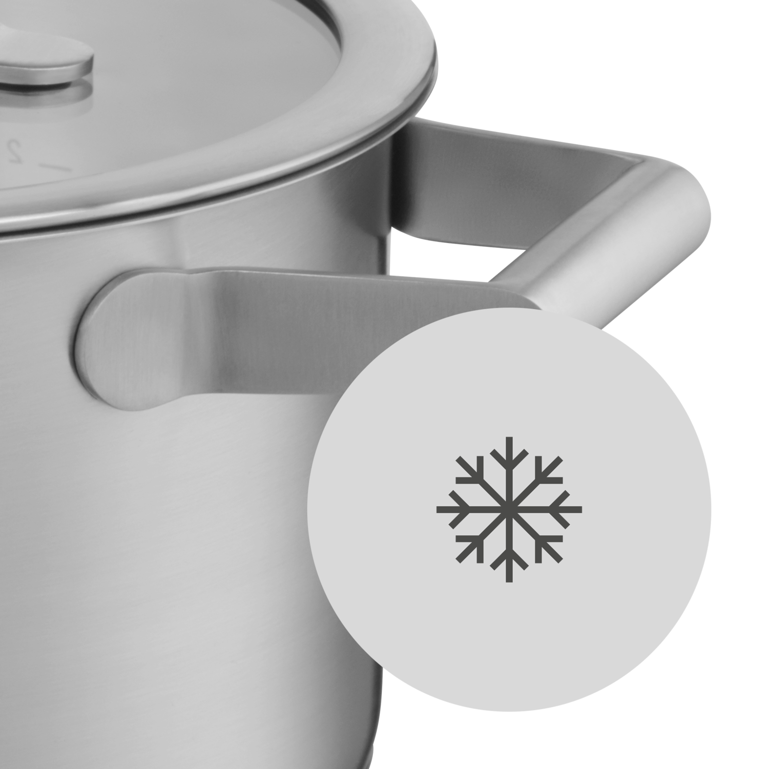 Edelstahltopf mit Deckel und einem runden Symbol mit Schneeflocke am Griff.