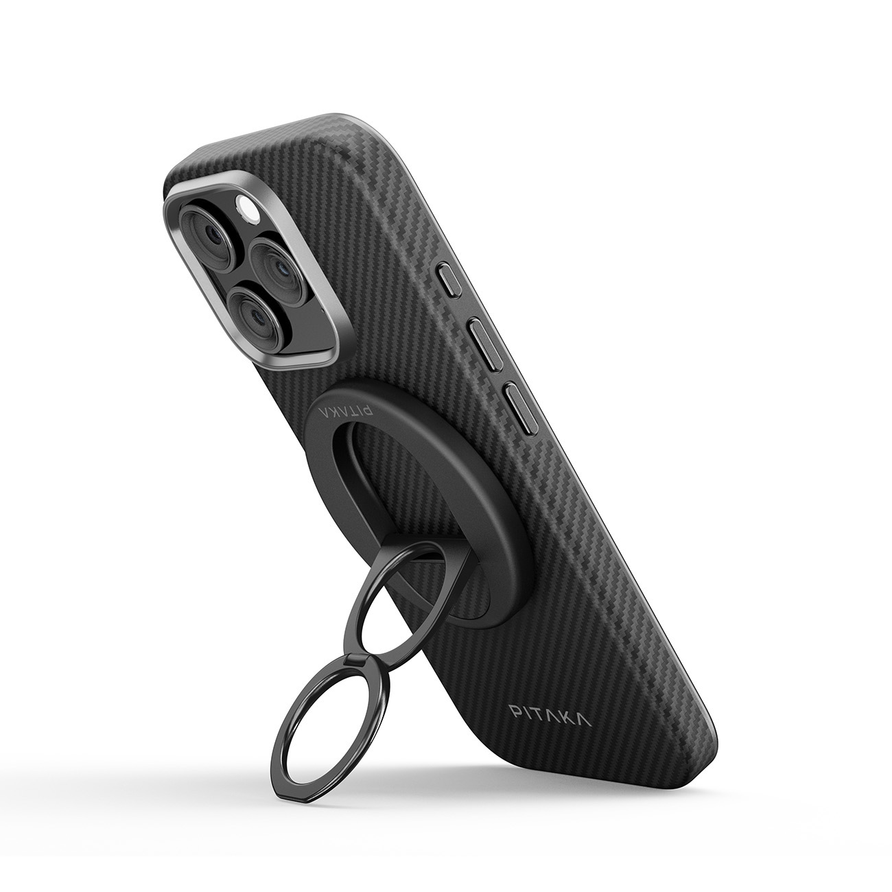 Funda de fibra de carbono negra para smartphone con soporte de anillo de metal integrado, sobre fondo blanco.