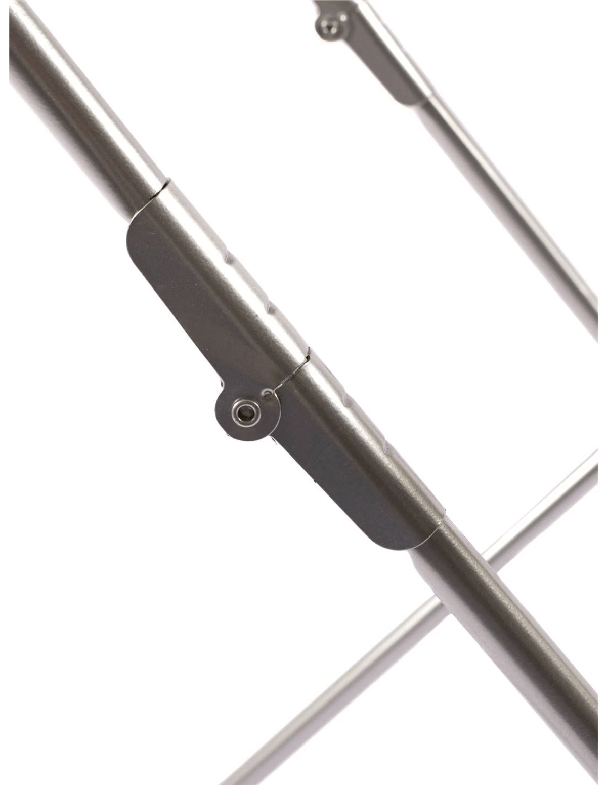 Estructura plegable de metal plateado con articulación de bisagra y barras transversales.