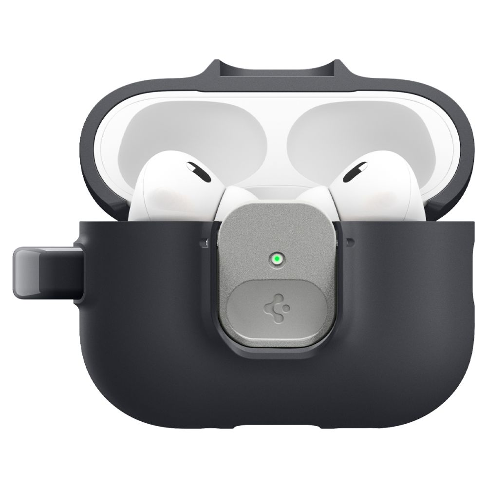 Custodia nera aperta con chiusura argentata e auricolari wireless bianchi su sfondo bianco.