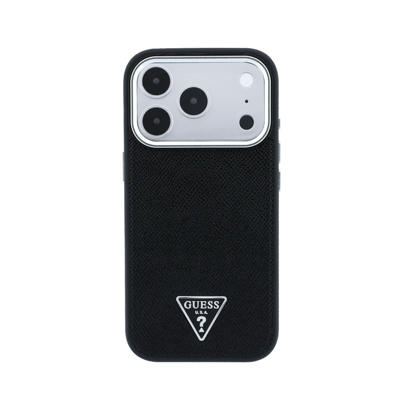 Funda de teléfono negra con parte trasera texturizada, módulo de cámara plateado y logotipo de Guess.