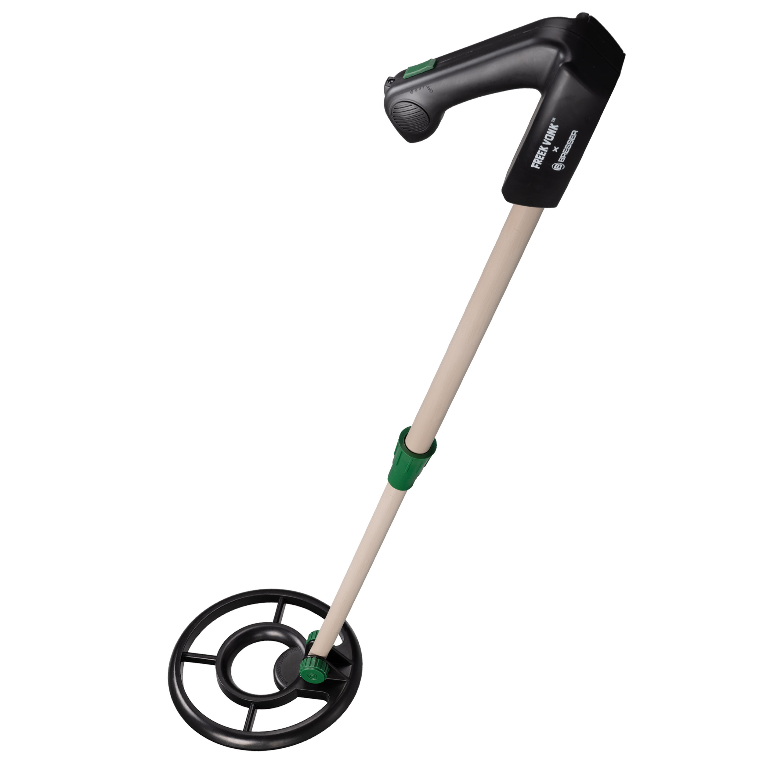 Un detector de metales Freek Vonk x Bresser con mango negro, vÃ¡stago beige y verde, y bobina de bÃºsqueda negra.