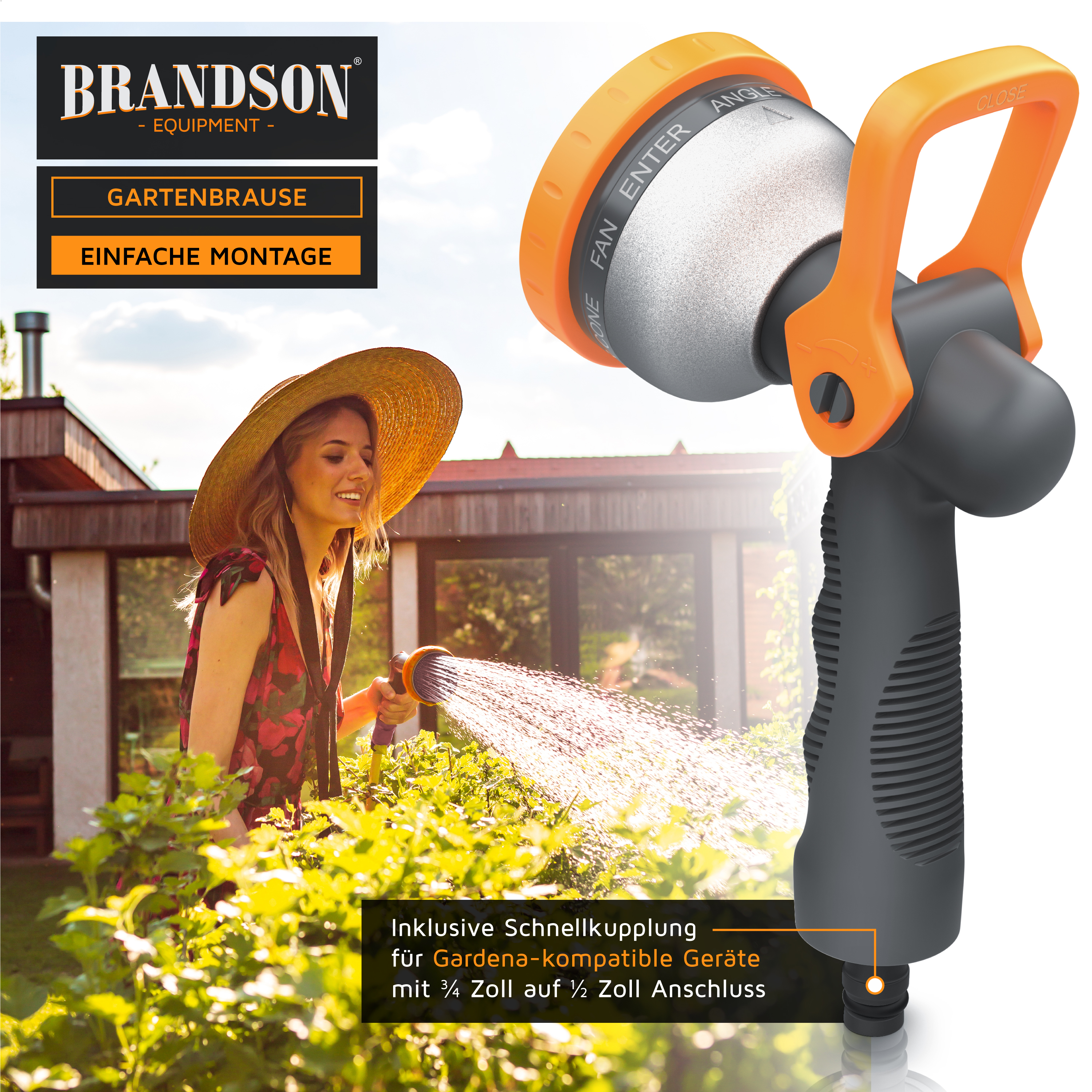 Eine Frau mit Hut gießt Pflanzen mit einer orangen und grauen Gartenbrause, die im Vordergrund groß abgebildet ist.