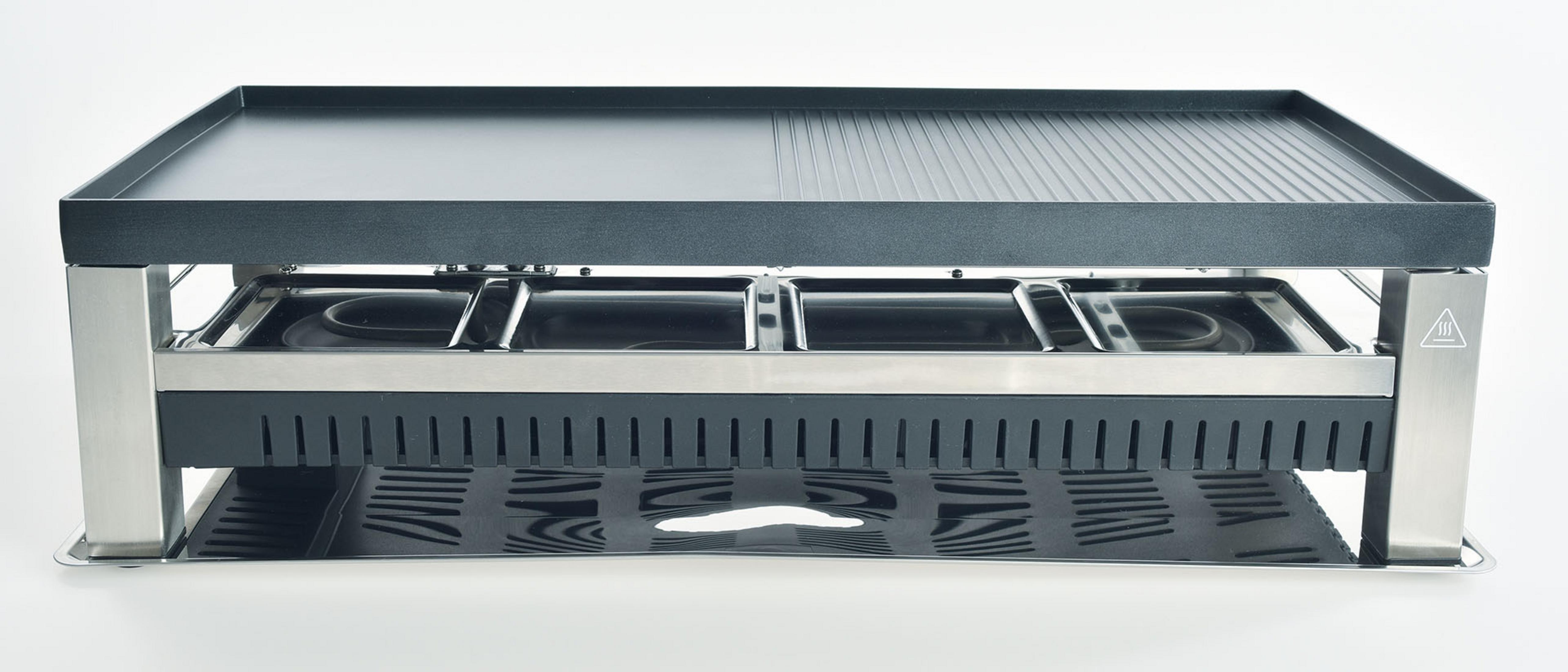 Ein schwarzer Tischgrill mit glatter und gerippter Platte auf einem Metallrahmen vor weißem Hintergrund.