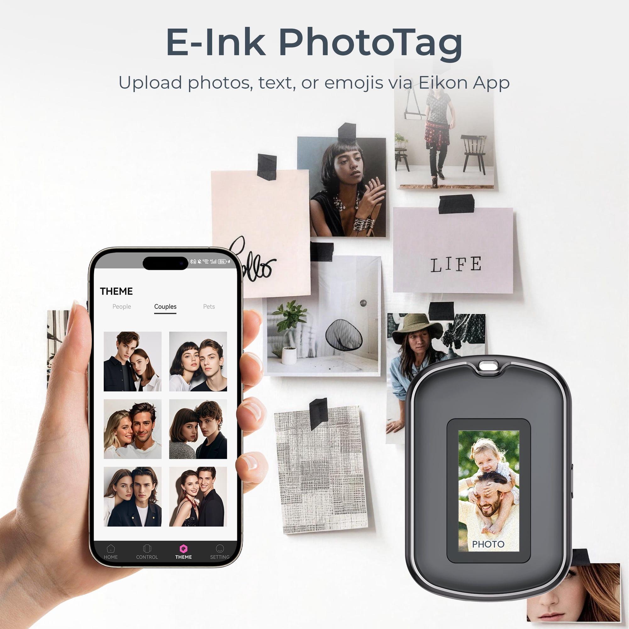 Smartphone zeigt App für E-Ink-Fototag mit Pärchenbildern und E-Ink-Gerät im Hintergrund.