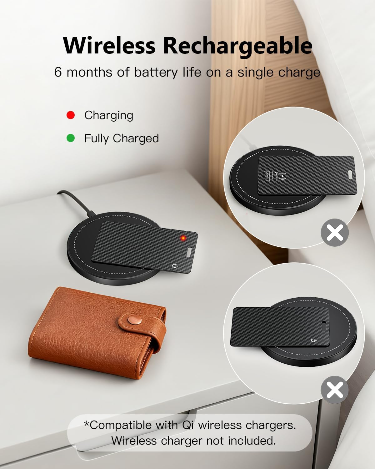 Kabelloses Ladegerät mit einer schwarzen Carbon-Karte, Ladeanzeige und einer braunen Brieftasche auf einem Nachtisch.