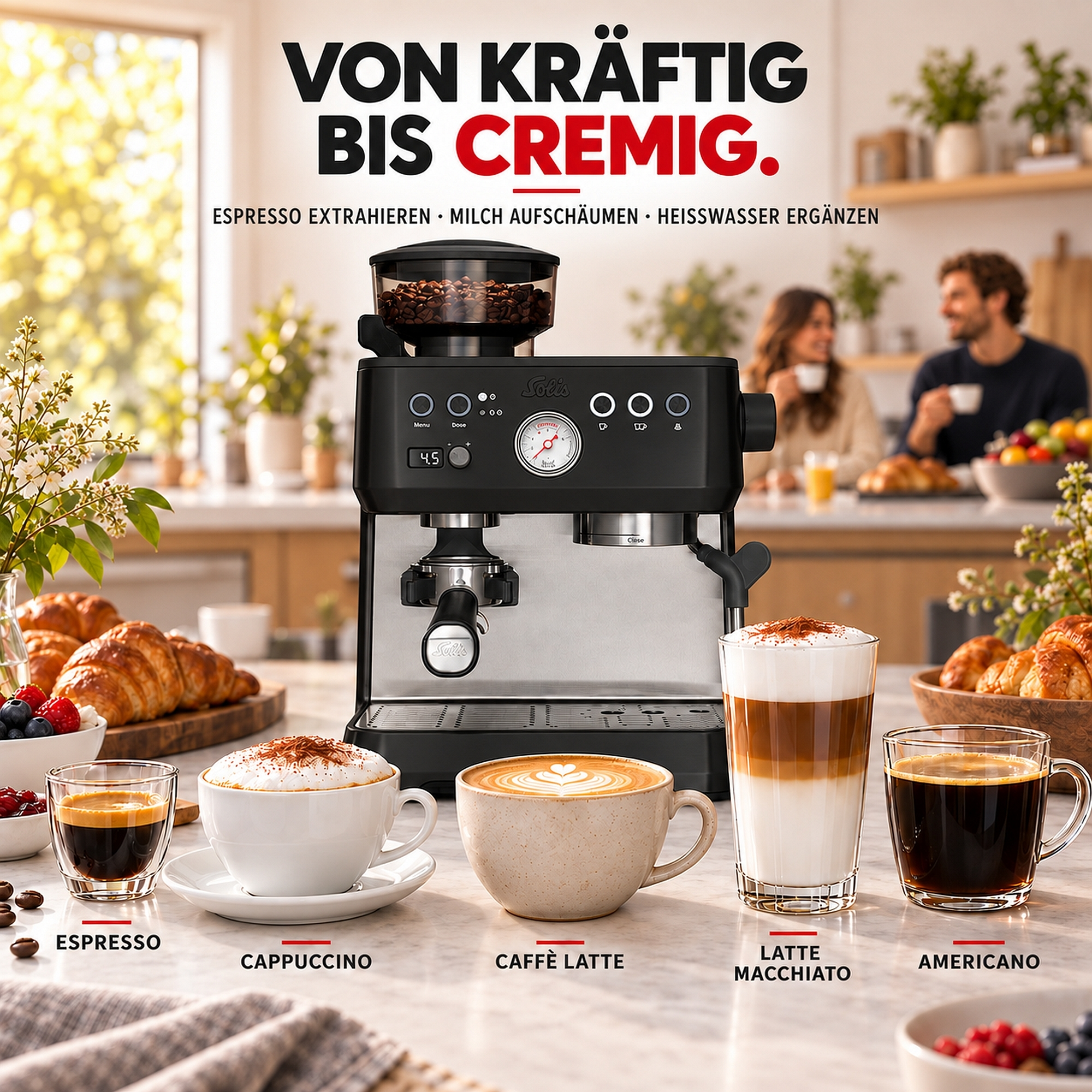 Schwarze Espressomaschine mit verschiedenen Kaffeespezialitäten und Croissants auf einer Küchentheke.