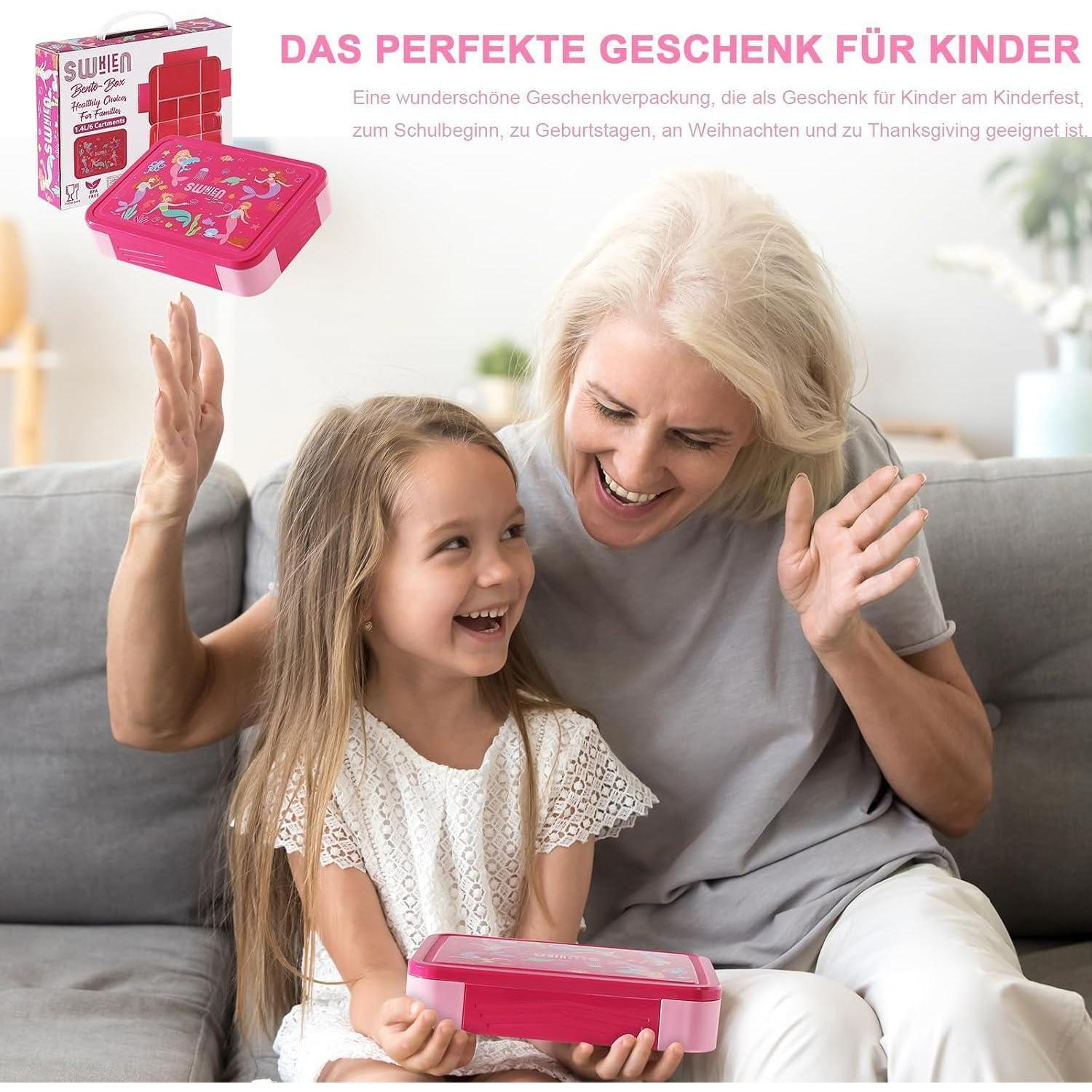 Una donna e una bambina tengono una scatola rosa sul divano, con testo tedesco e confezione.