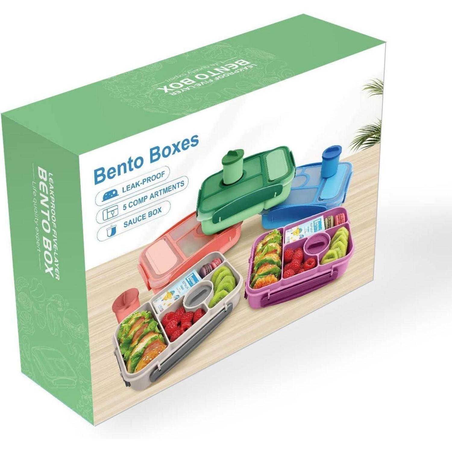 Una confezione verde di scatola bento mostra quattro port pranzo colorati riempiti con panini, frutta e salsa.