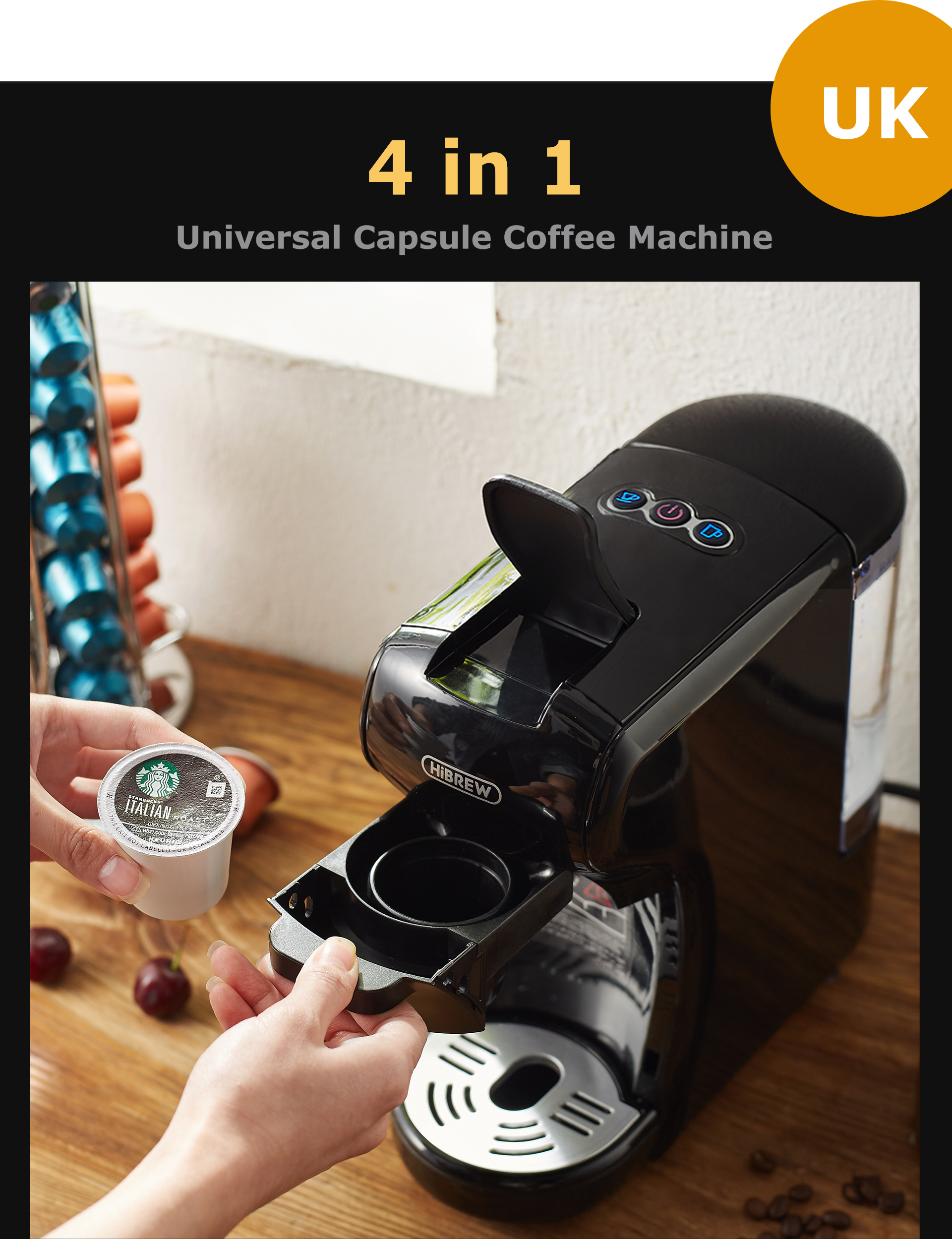 Una mano inserisce una capsula in una macchina da caffè nera HiBrew su un tavolo di legno.