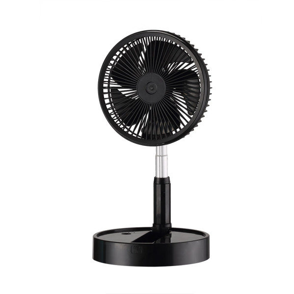 Un ventilador de escritorio negro con soporte ajustable y base redonda sobre fondo blanco.