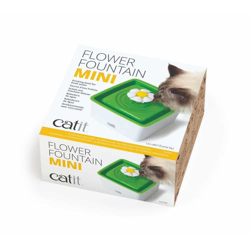 Caja de producto Catit Flower Fountain Mini con un gato bebiendo de una fuente de agua verde.