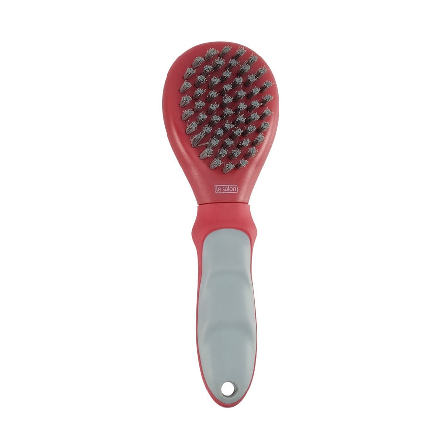 Un cepillo rojo para mascotas con cerdas grises y mango gris antideslizante.
