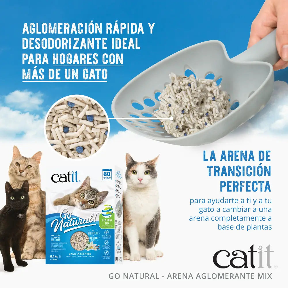 Pala de arena para gatos con arena aglomerada, producto de arena y tres gatos con cielo nublado.