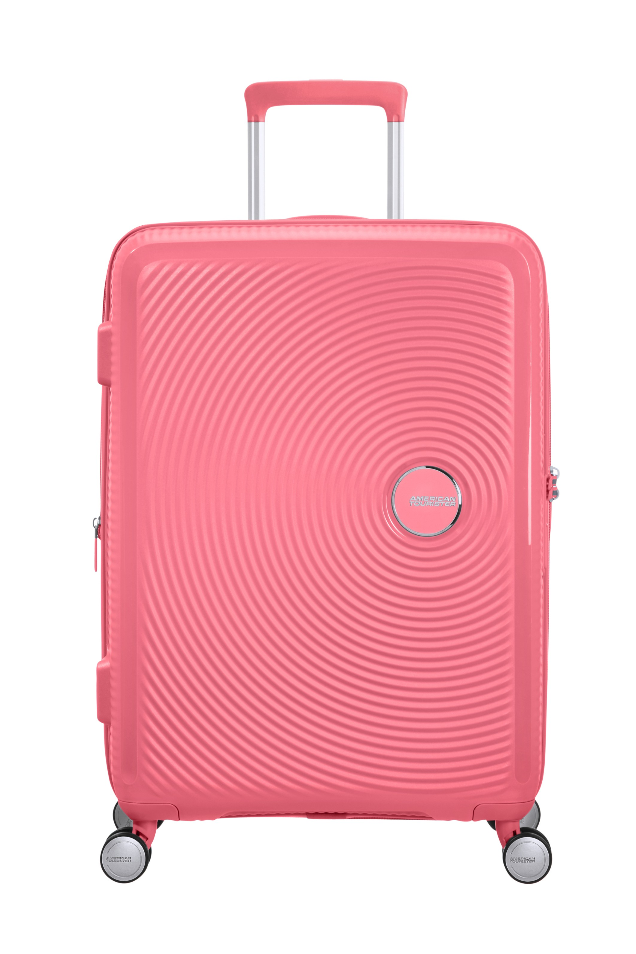 Różowa walizka twarda American Tourister z kółkami i wysuwaną rączką na białym tle.