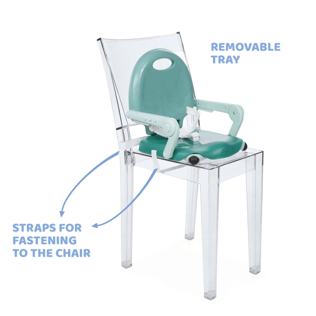Asiento elevador infantil verde en una silla transparente con correas y bandeja.