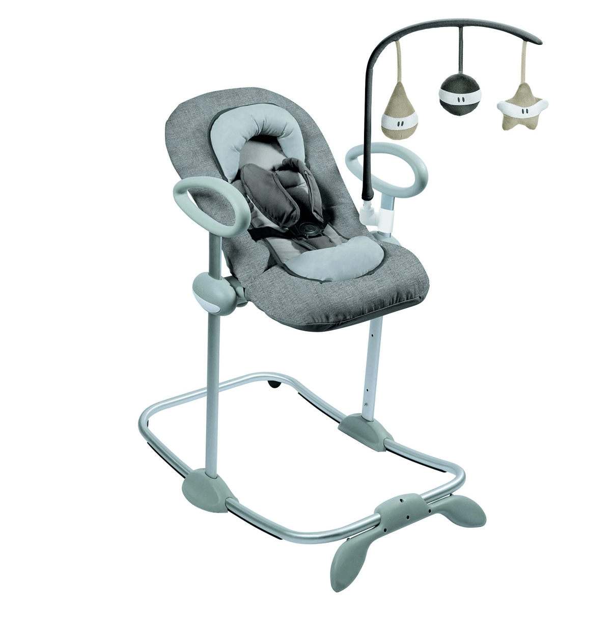 Asiento de bebé gris con un marco ajustable y un arco de juguetes con figuras colgantes.