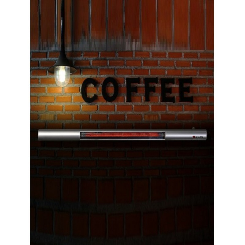 Kırmızı tuğla duvarda "COFFEE" yazısı ve lamba bulunan uzun kızılötesi ısıtıcı.