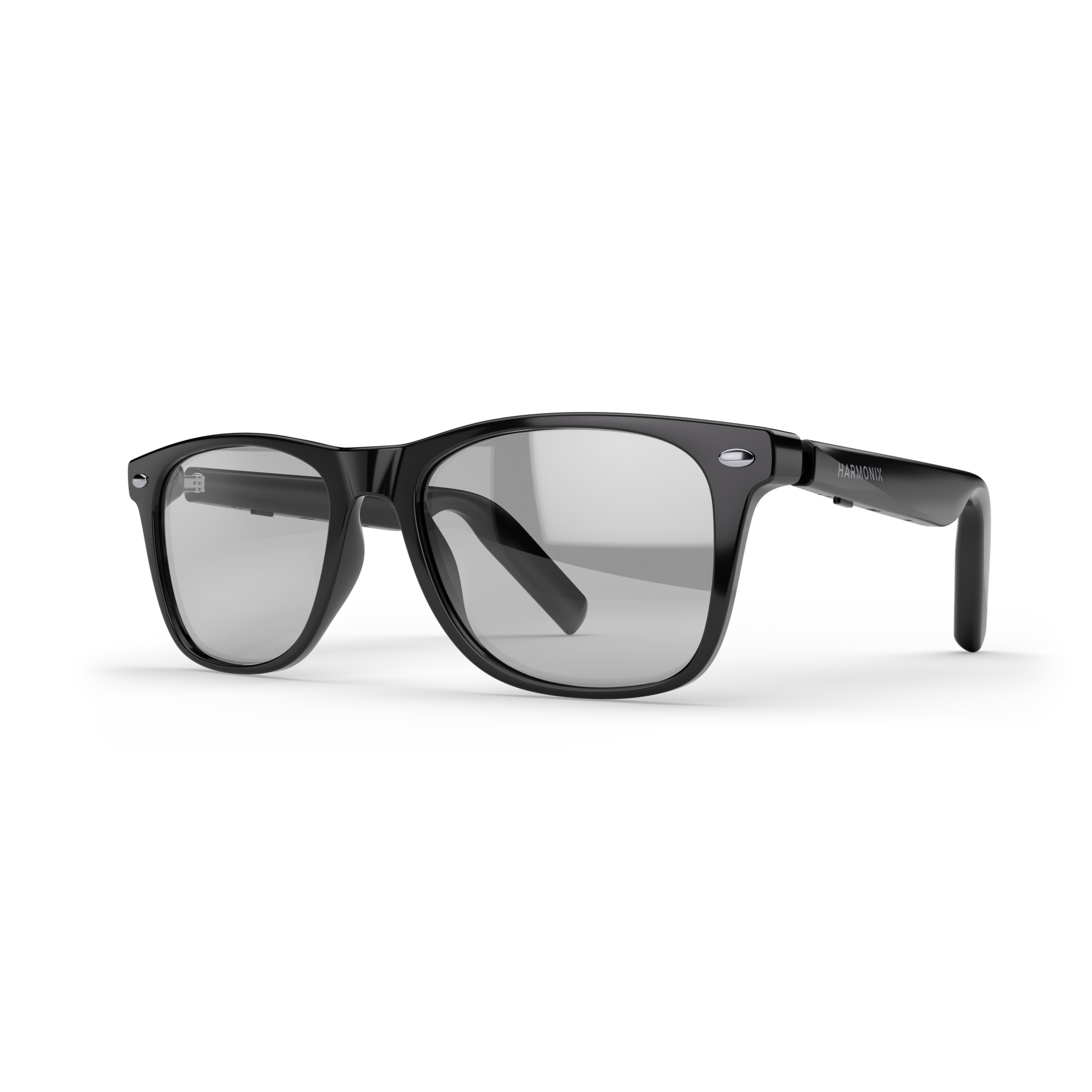 Schwarze Brille mit klaren Gläsern auf weißem Hintergrund.