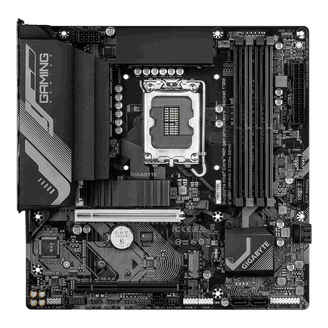 LGA 1700 soketi, RAM yuvaları, PCIe yuvaları ve gümüş soğutuculara sahip detaylı siyah bir anakart.