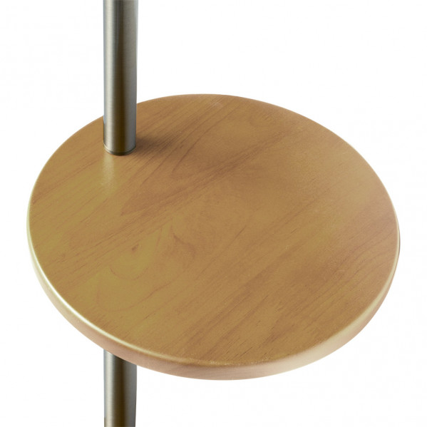 Una mesa redonda de madera unida a un poste de metal plateado sobre fondo blanco.
