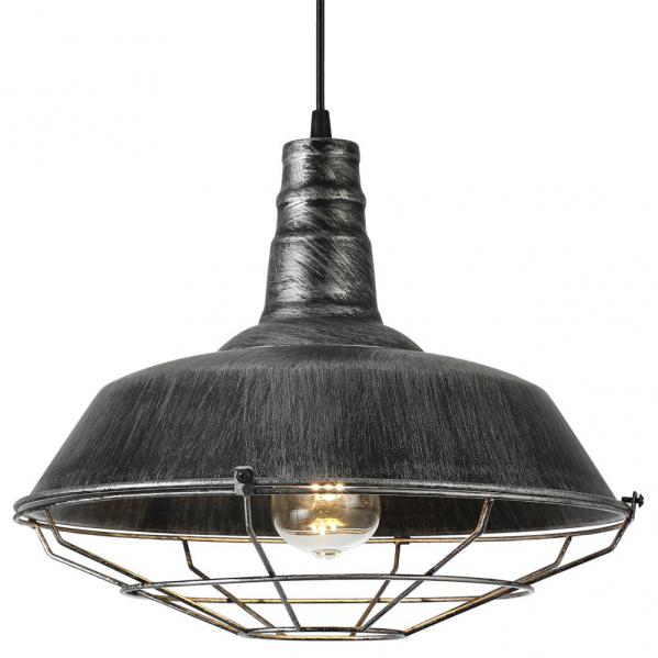 Lámpara colgante industrial rústica con pantalla metálica gris envejecida, jaula de alambre y bombilla brillante.