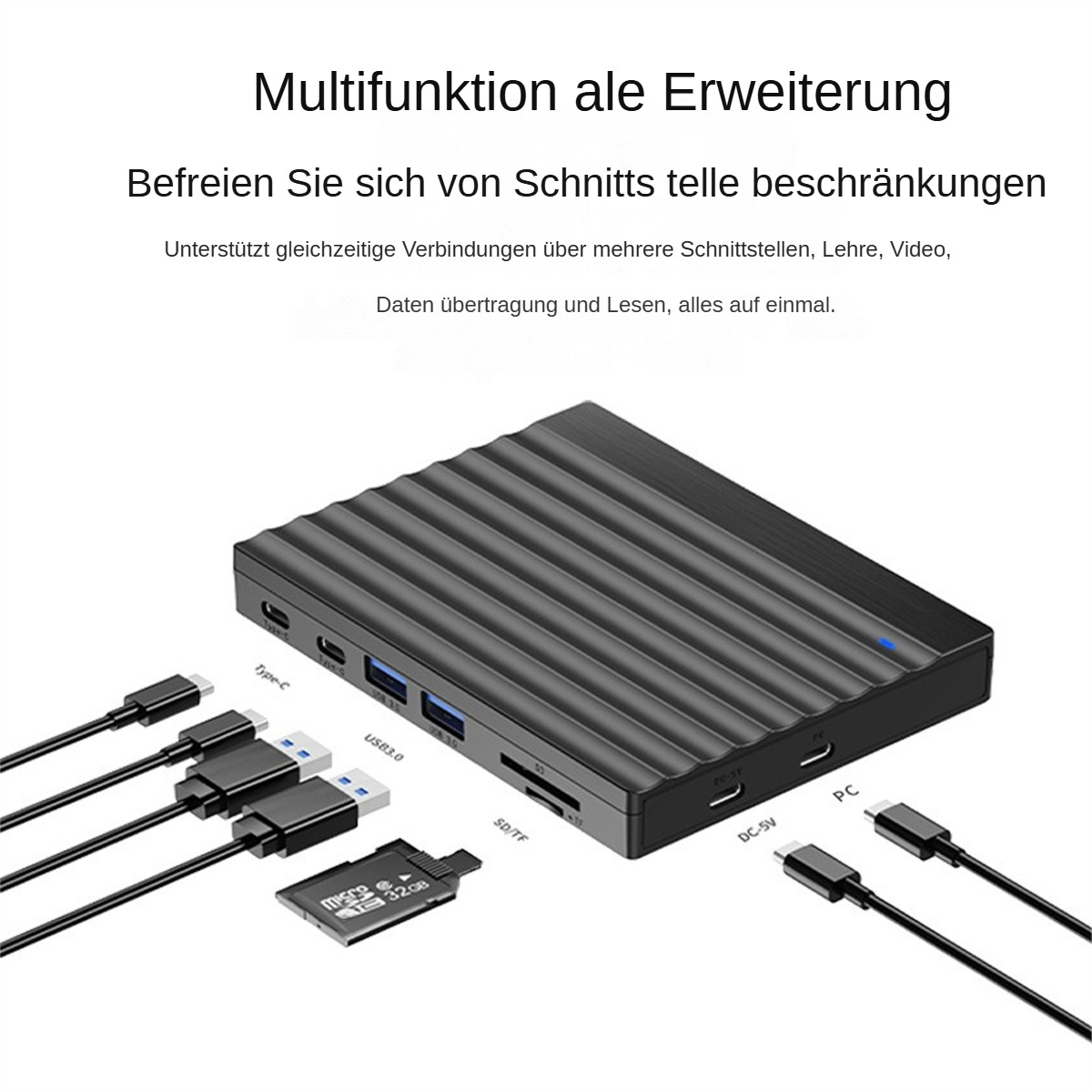 Schwarze Dockingstation mit verschiedenen Anschlüssen und Kabeln auf weißem Hintergrund.