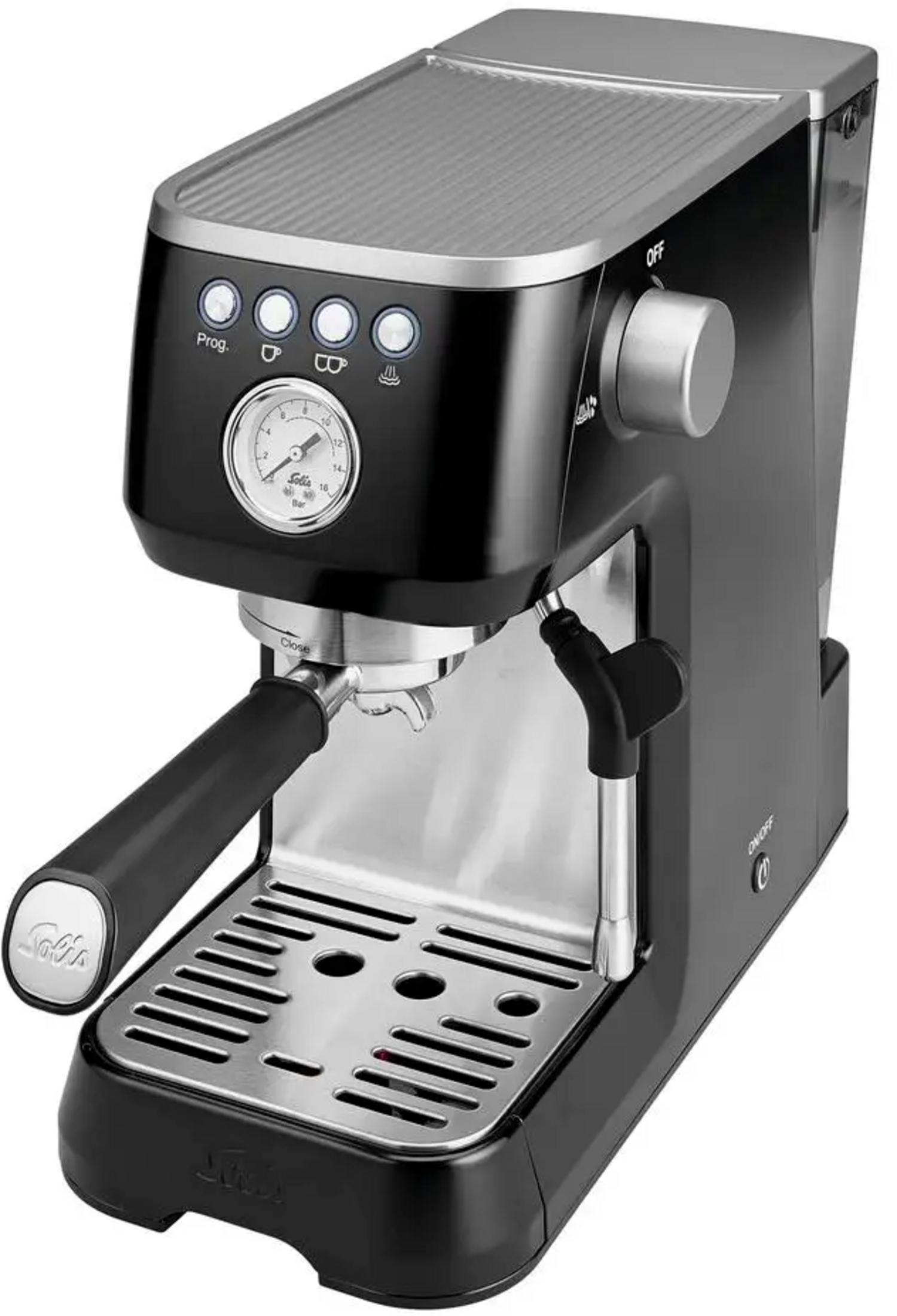 Una macchina da caffè espresso nera con elementi in acciaio inossidabile, manometro e portafiltro.