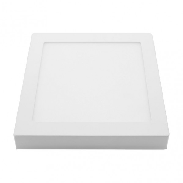 Una luz de techo LED cuadrada y blanca sobre un fondo blanco.