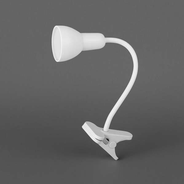Una lámpara de mesa blanca con pinza y cuello flexible sobre fondo gris.