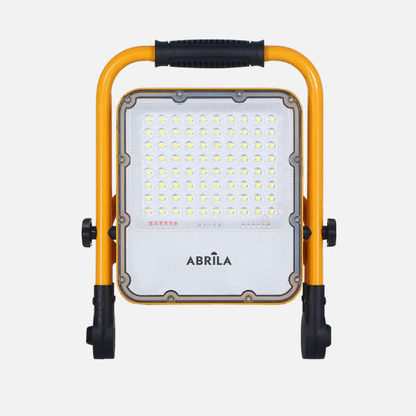 Una luz de trabajo LED Abrila amarilla y negra con asa sobre fondo blanco.
