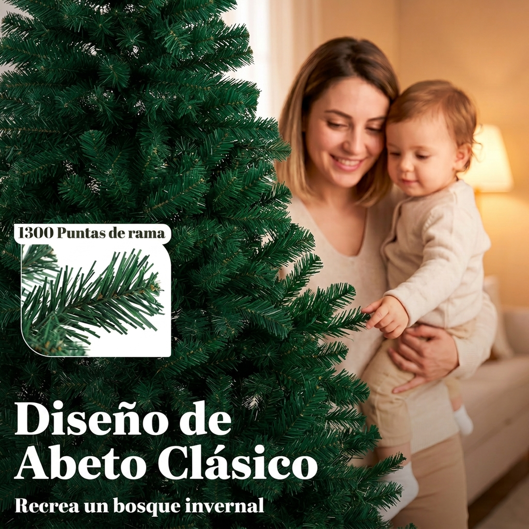 Una mujer sostiene a un niño que toca con curiosidad las ramas verdes de un árbol de Navidad artificial.