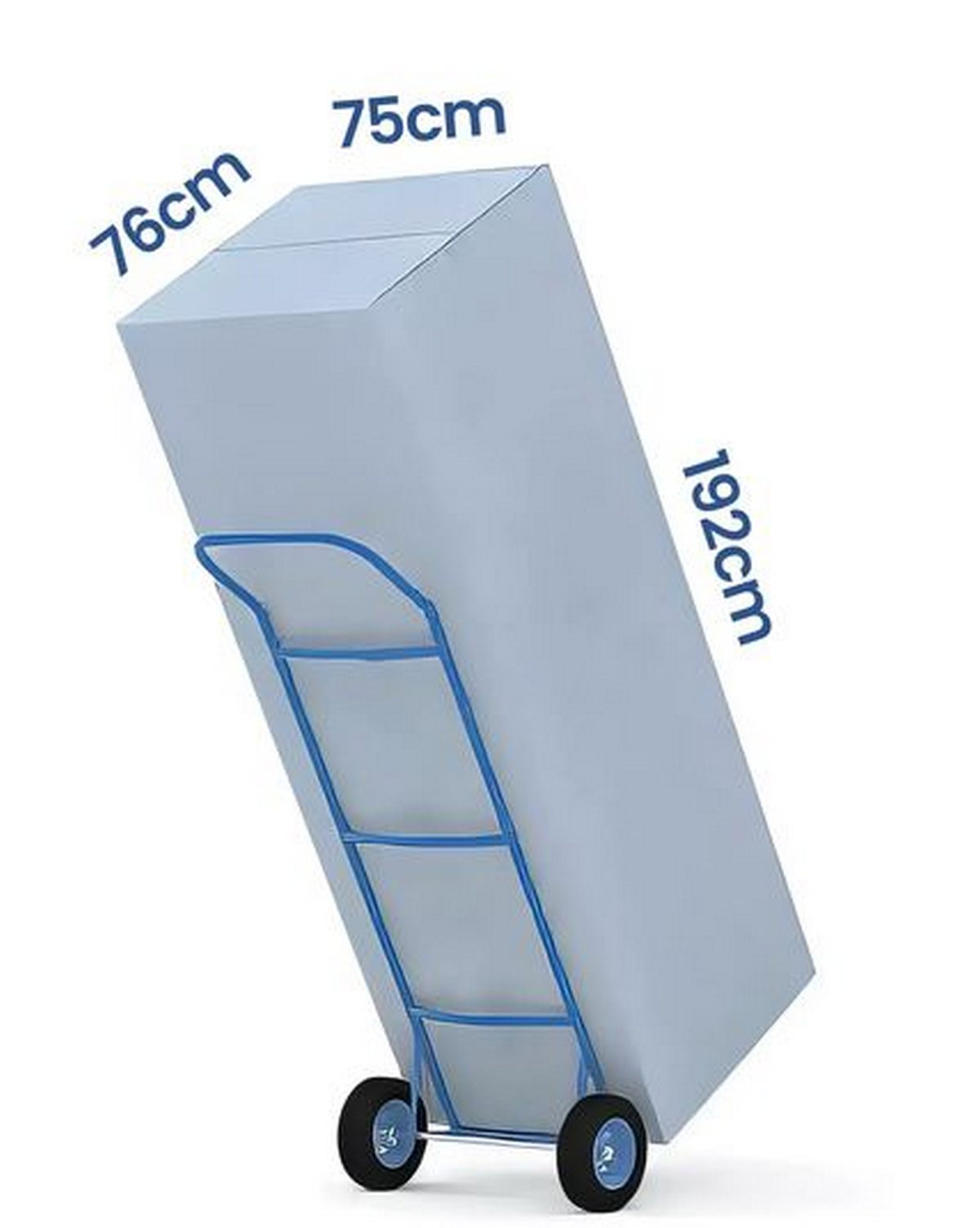 Una carretilla azul transporta una gran caja de cartón gris con dimensiones de 76cm, 75cm y 192cm.